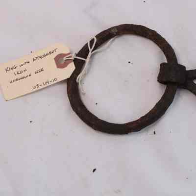 Iron Ring with attachment