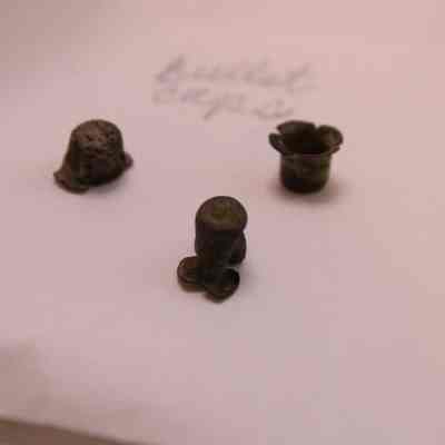 Bullet caps