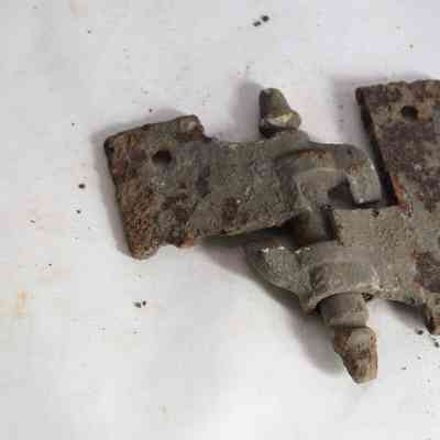 Hinge