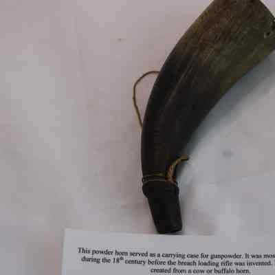 Powder horn