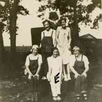 Edie King, Ally Steward, and other friends