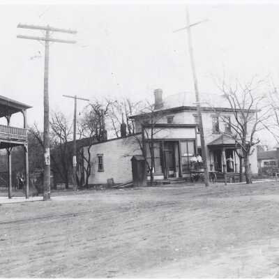 Hotel in New Berlin, Ohio in the early 1900's.
