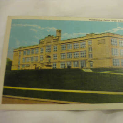 Postcard with image of Washington Junior High School in Niles, Ohio