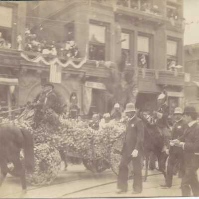 McKinley and his wife in a horse drawn carriage.
