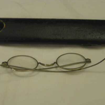 Eyeglasses