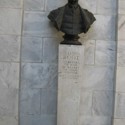 Elihu Root bust