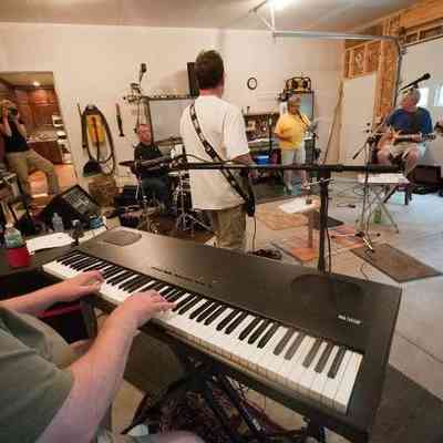 Heart Strings practices