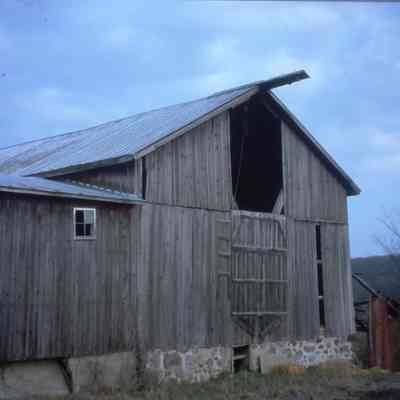 April 2002