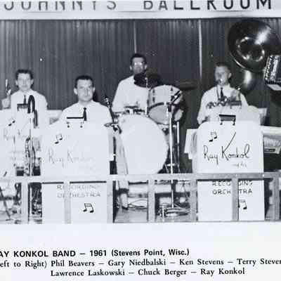 Ray Konkol Band. Phil Beavers, Gary Niedbalski, Ken Stevens, Terry Stevens, Lawrence Laskowski, Chuck Berger, Ray Konkol
