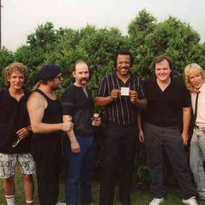 Riverfront Rendezvous, L-R, Mark "Shake" O'Day (drums), Kevin Stellman (guitar, vocals), Joe Simenson (bass), Lonnie Brooks, Otis McLennon (harmonica, vocals), David Stoddard (keyboard, vocals)