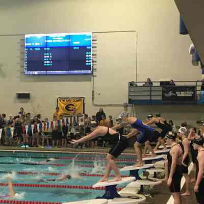2019 swim relay