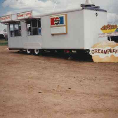 Sweet Adelines cream puff stand