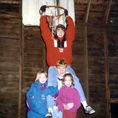 Joe Lila's children. Top to bottom: Cindy, Jeff, Chrissy (blue/purple), Shelly (pink)