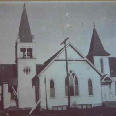 East and North German Methodist Churches, moved to Almond Village, Wisconsin, and combined in 1903. Joined by English Methodists in 1945.