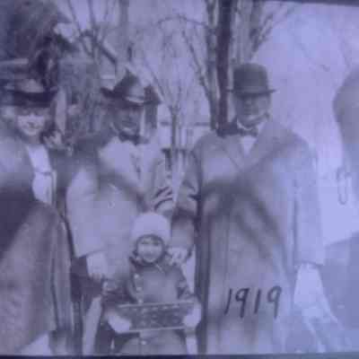 Pfiffner family in 1919, Edward J.