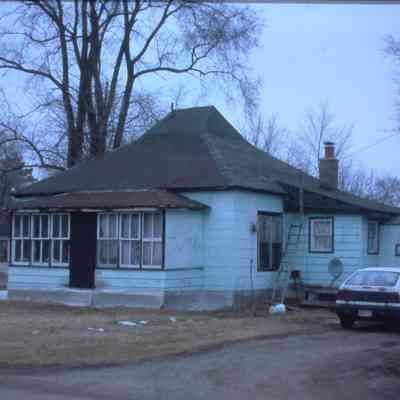 Houses with the have-beens the villages