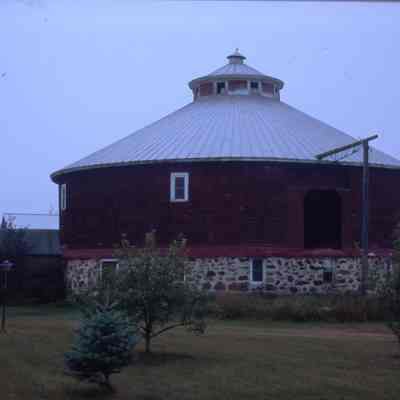 Richard Breitenstein Barn, county highway J, town of Stockton, Portage County, WI. Built: 1905. Barn on Martin