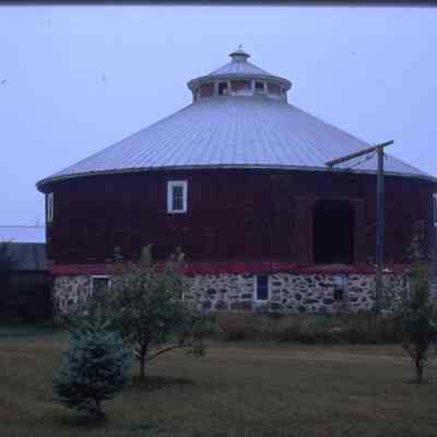 Richard Breitenstein Barn, county highway J, town of Stockton, Portage County, WI. Built: 1905. Barn on Martin