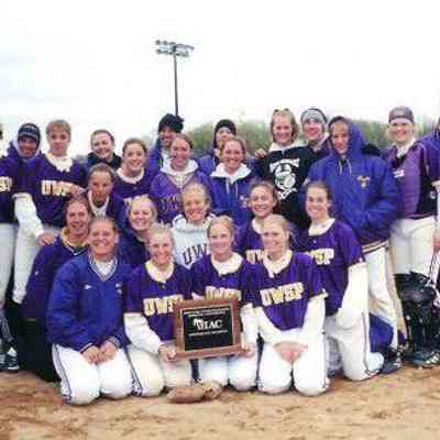 2001 team picture at WIAC championship and NCAA regionals