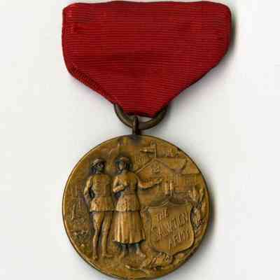 2016.11.39 (front): Copyright: The Salvation Army Central Territory Historical Museum; Origsize: 2.88" x 1.69" x .125; Origformat: Artifact