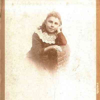 2016.11.13 (cabinet card): Copyright: The Salvation Army Central Territory Historical Museum; Origsize: 5 1/2" x 3 7/8"; Origformat: Print-Photographic