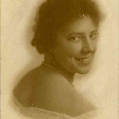 2018.18.116: Copyright: The Salvation Army Central Territory Historical Museum; Origsize: 6" x 4"; Origformat: Print-Photographic