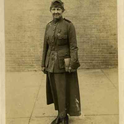 2018.18.54: Copyright: The Salvation Army Central Territory Historical Museum; Origsize: 10" x  8.063"; Origformat: Print-Photographic