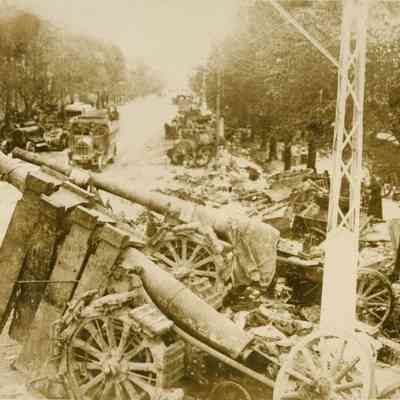 2016.11.5: Copyright: The Salvation Army Central Territory Historical Museum; Origsize: 4 7/8" x 6"; Origformat: Print-Photographic