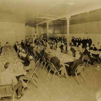 2016.11.31 (cropped): Copyright: The Salvation Army Central Territory Historical Museum; Origsize: 7 3/8 x 9 3/8"; Origformat: Print-Photographic