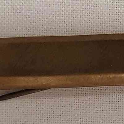 2016.11.63 (Image 2): Copyright: The Salvation Army Central Territory Historical Museum; Origsize: .375"x1.063"x.25"; Origformat: Artifact