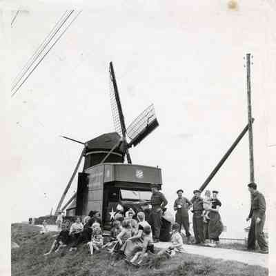 Photograph, Black-and-White