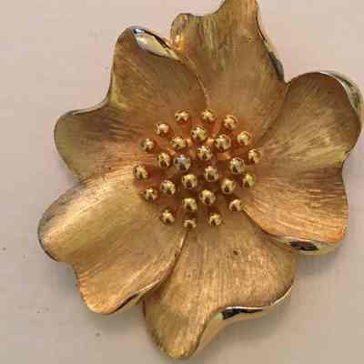 Flower Petal Brooch