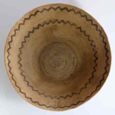 Interior View: Note the wear patterns and stains from the basket having been cooked in