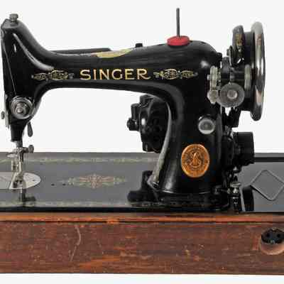 Sewing machine, portable