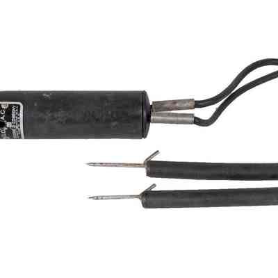 AC / DC Voltmeter