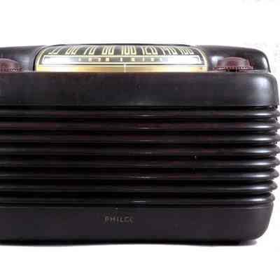 Philco Table Model Radio