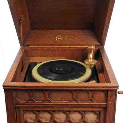 Disc Crank Phonograph