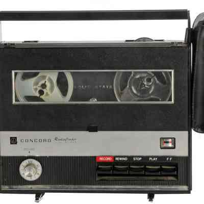 Tape Reel to Reel/AM Radio Recorder
