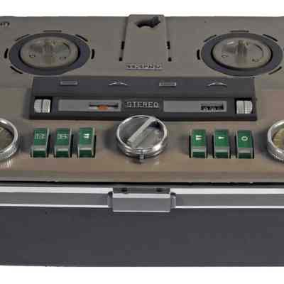 Reel to Reel Tape Recorder