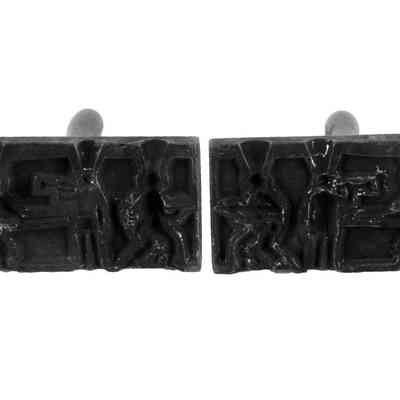 Mold for lead soldiers and 33 lead soldiers