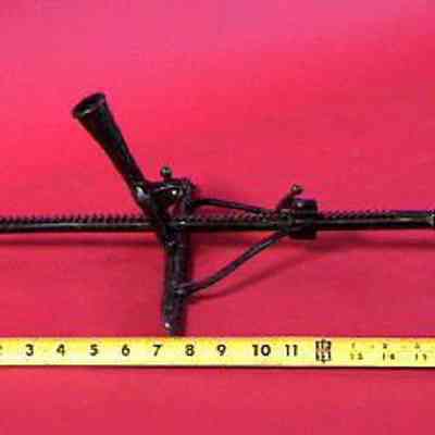 Carpet stretcher