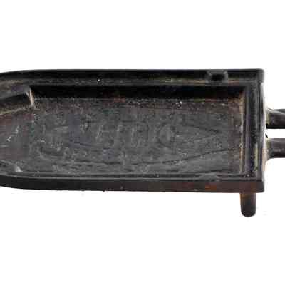 Cloth Iron Trivet
