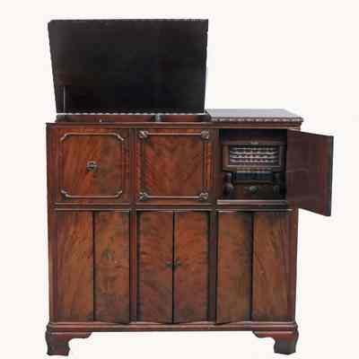 Console Phonograph Receiver Radio