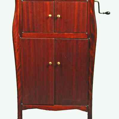 Crank Console Phonograph