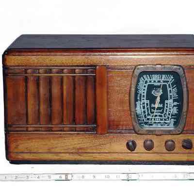 Table Model Radio