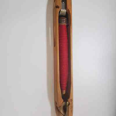 Flying Shuttle with spindle