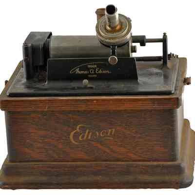 Cylinder Phonograph