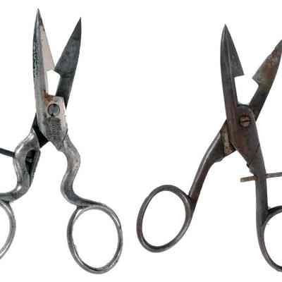 Buttonhole Scissors (2)