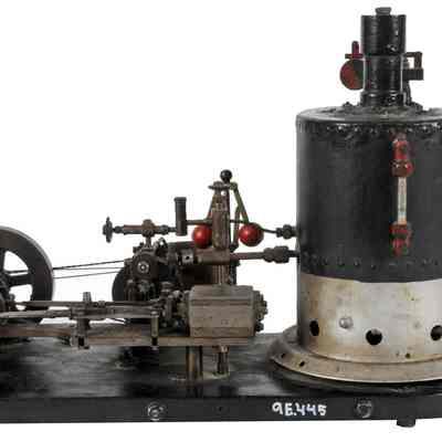 Model Steam Engine