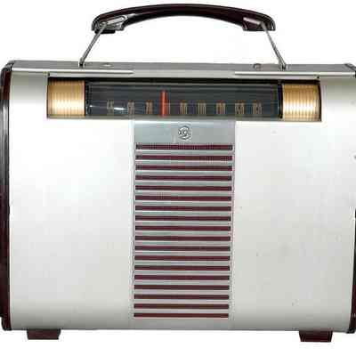 RCA 66BK Portable Radio